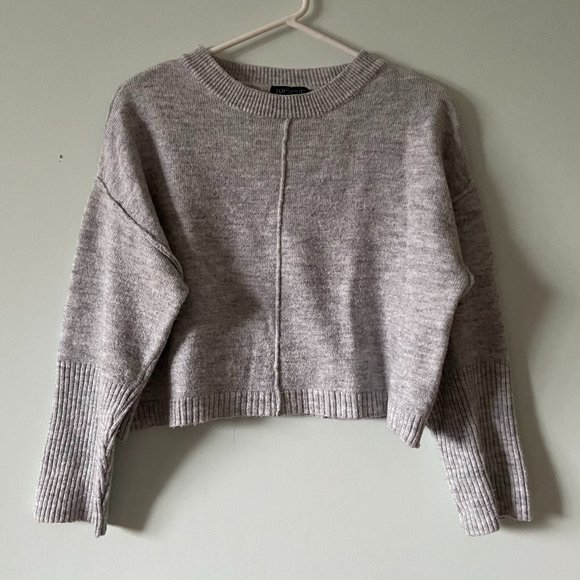 Cropped grey sweater - Picture 1 of 3